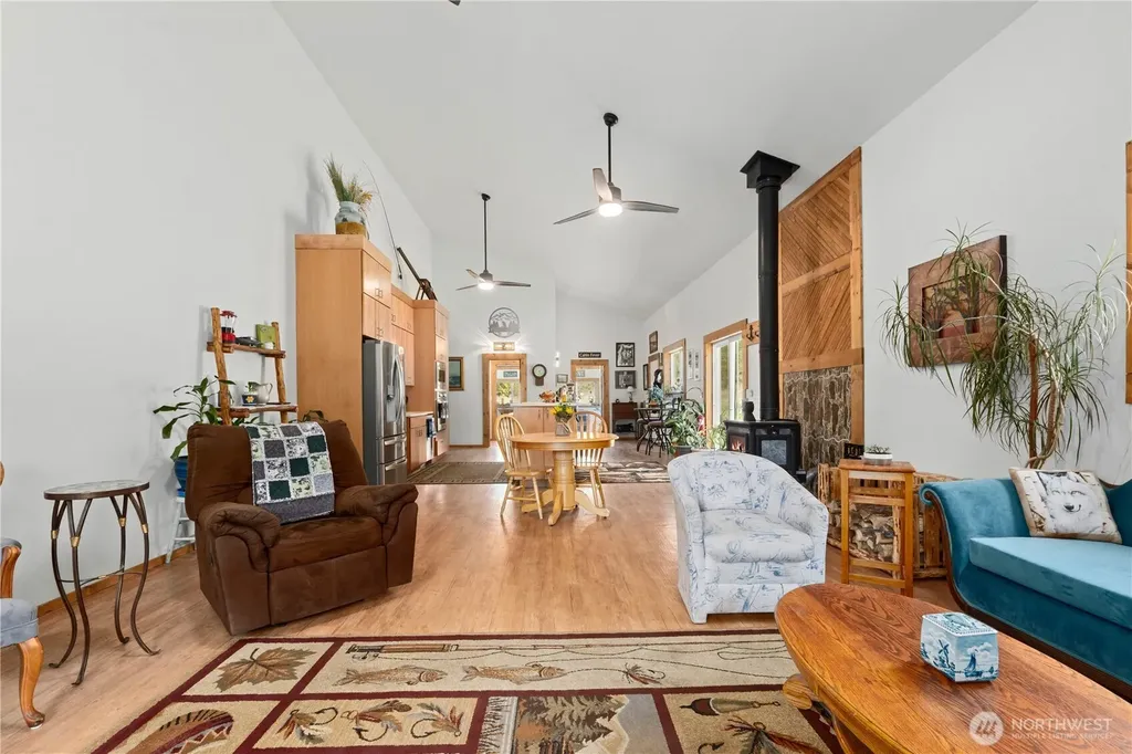 6020 Enterprise Road Fruitland WA 99129