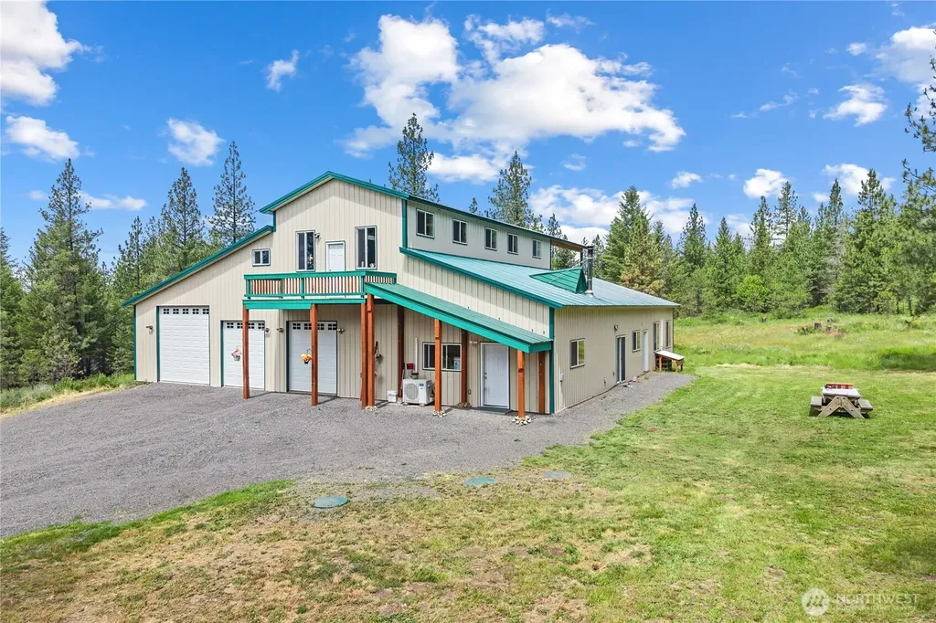 6020 Enterprise Road Fruitland WA 99129