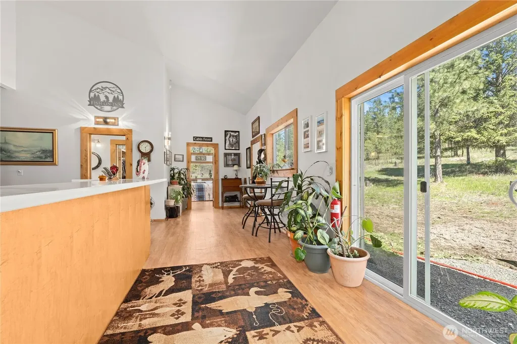 6020 Enterprise Road Fruitland WA 99129