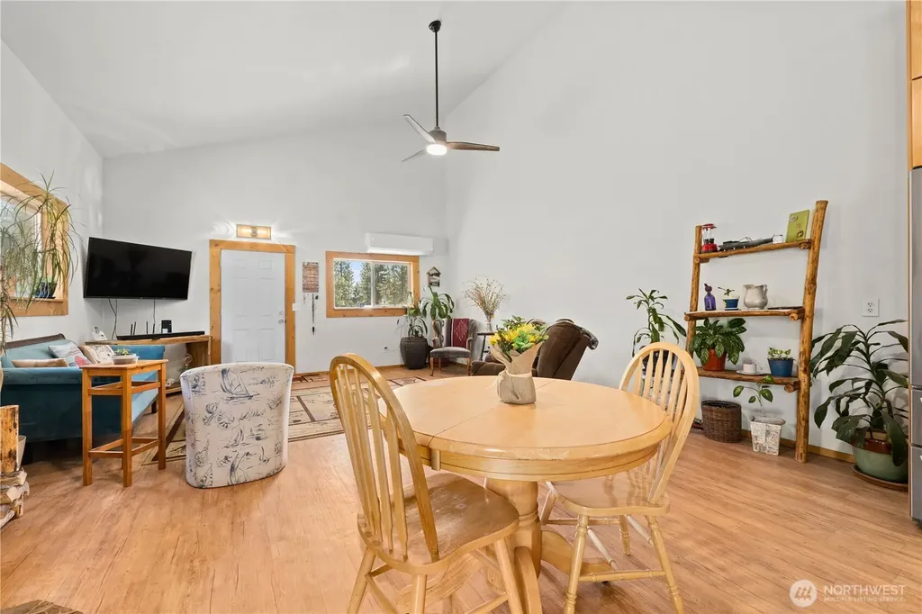 6020 Enterprise Road Fruitland WA 99129