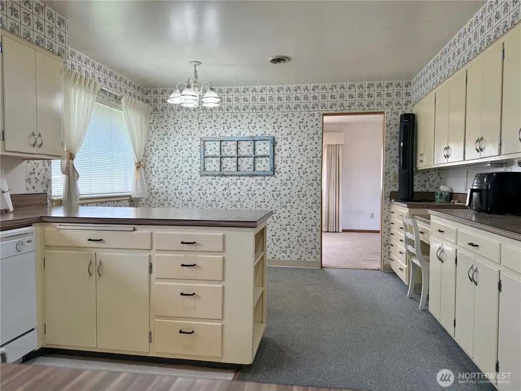 712 E 2nd Avenue Odessa WA 99159