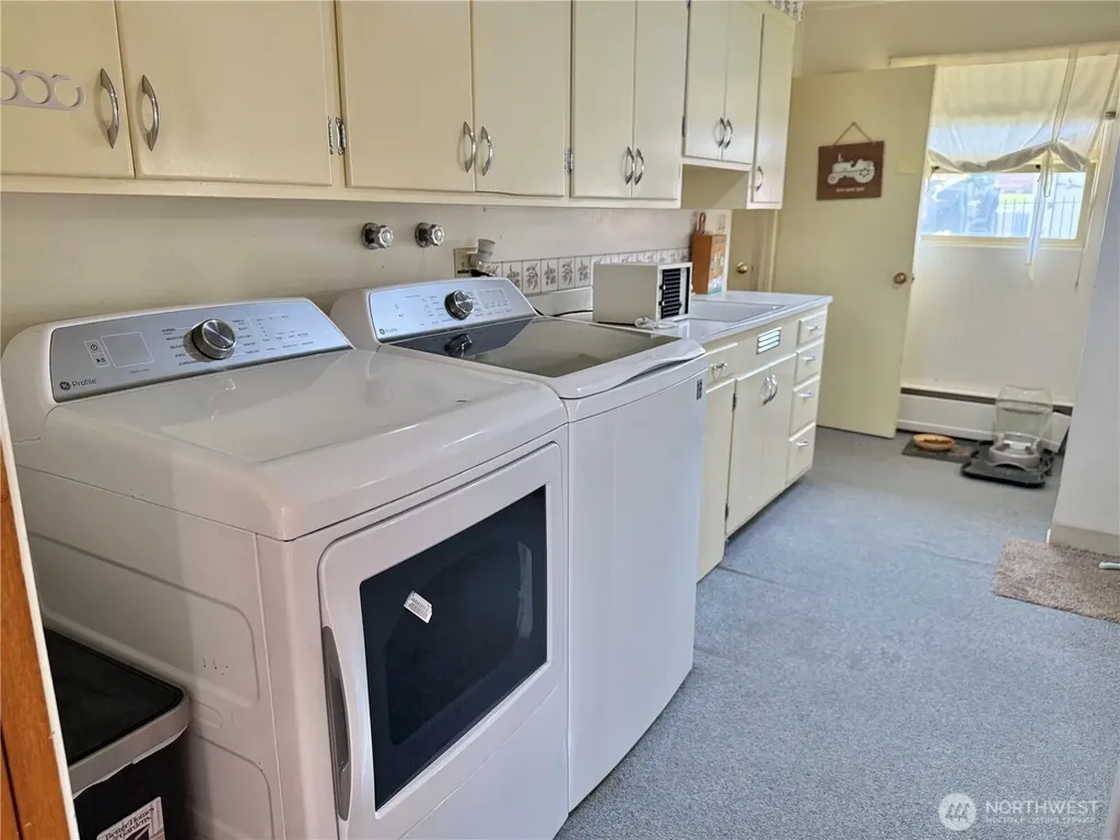 712 E 2nd Avenue Odessa WA 99159