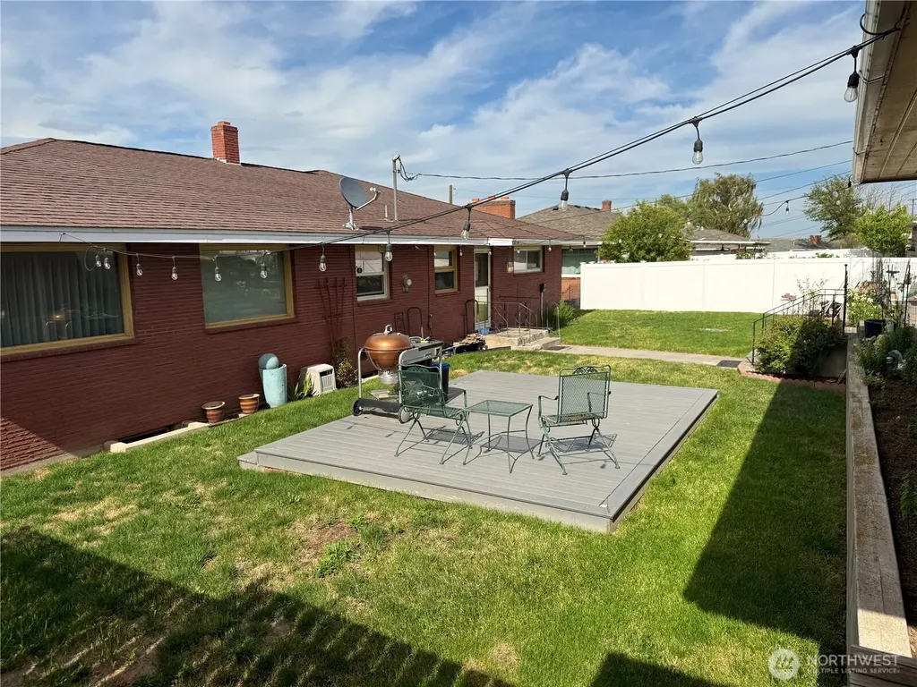 712 E 2nd Avenue Odessa WA 99159