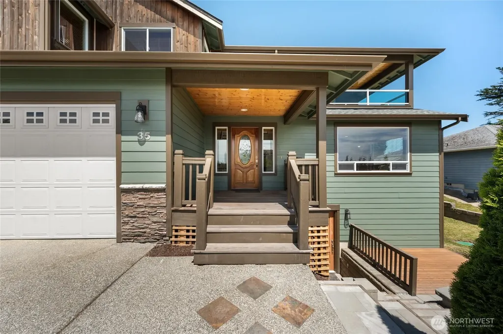 35 Lucky Lane Camano Island WA 98282