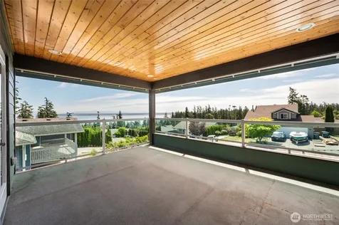 35 Lucky Lane Camano Island WA 98282