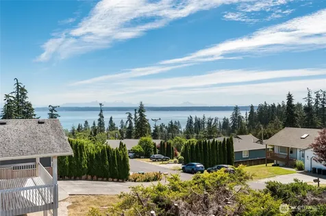 35 Lucky Lane Camano Island WA 98282