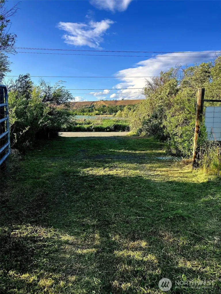 300 Wade Road Thorp WA 98946
