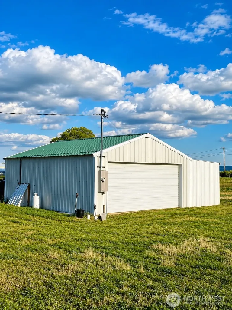 300 Wade Road Thorp WA 98946