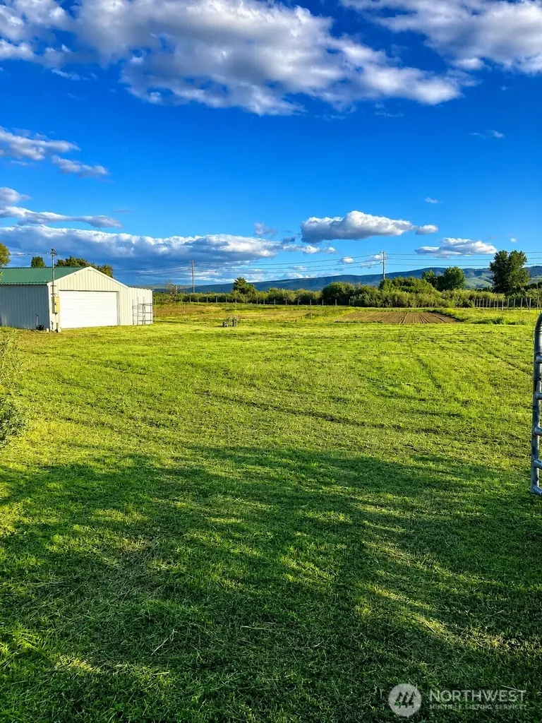 300 Wade Road Thorp WA 98946