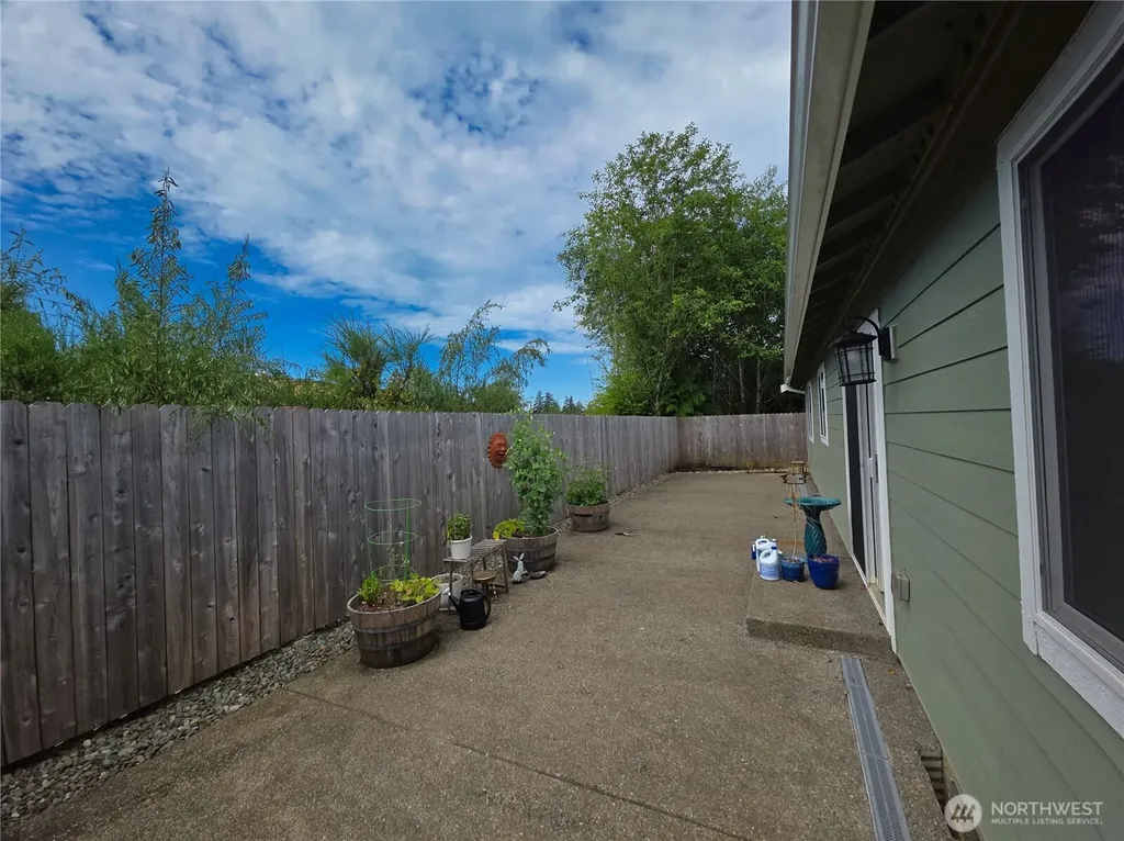 3214 Sanderling Drive Hoquiam WA 98550