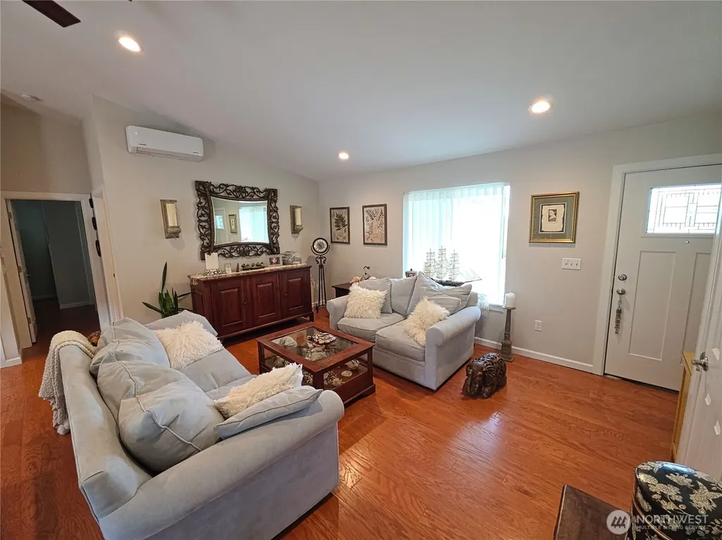 3214 Sanderling Drive Hoquiam WA 98550