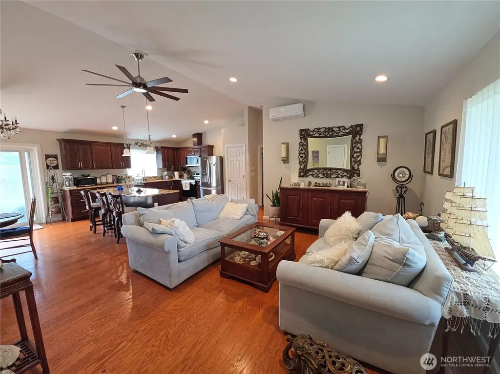 3214 Sanderling Drive Hoquiam WA 98550