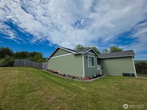 3214 Sanderling Drive Hoquiam WA 98550