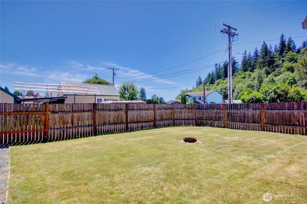 702 N Skagit Street Burlington WA 98233