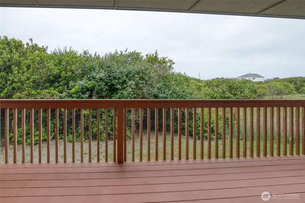 1155 Greenview Avenue SW Ocean Shores WA 98569
