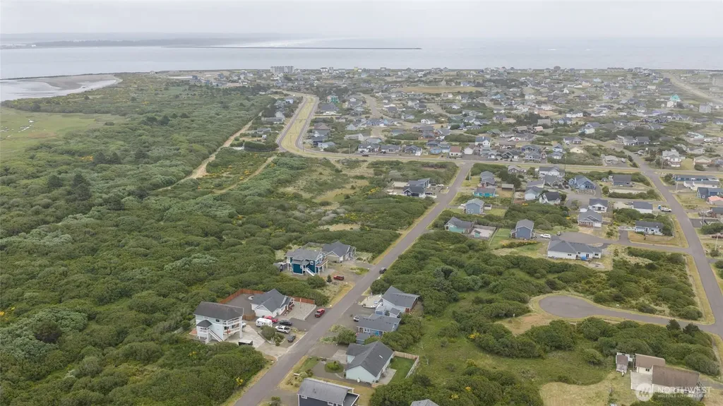 1155 Greenview Avenue SW Ocean Shores WA 98569