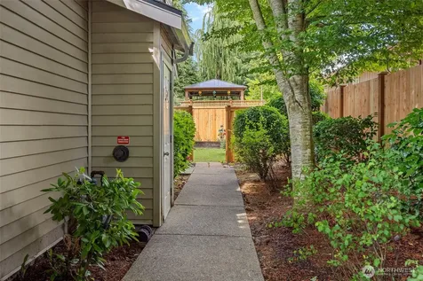 2009 196th Street SE Bothell WA 98012