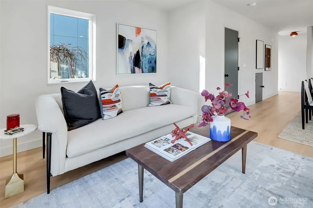 4411 S Holly Street Seattle WA 98118