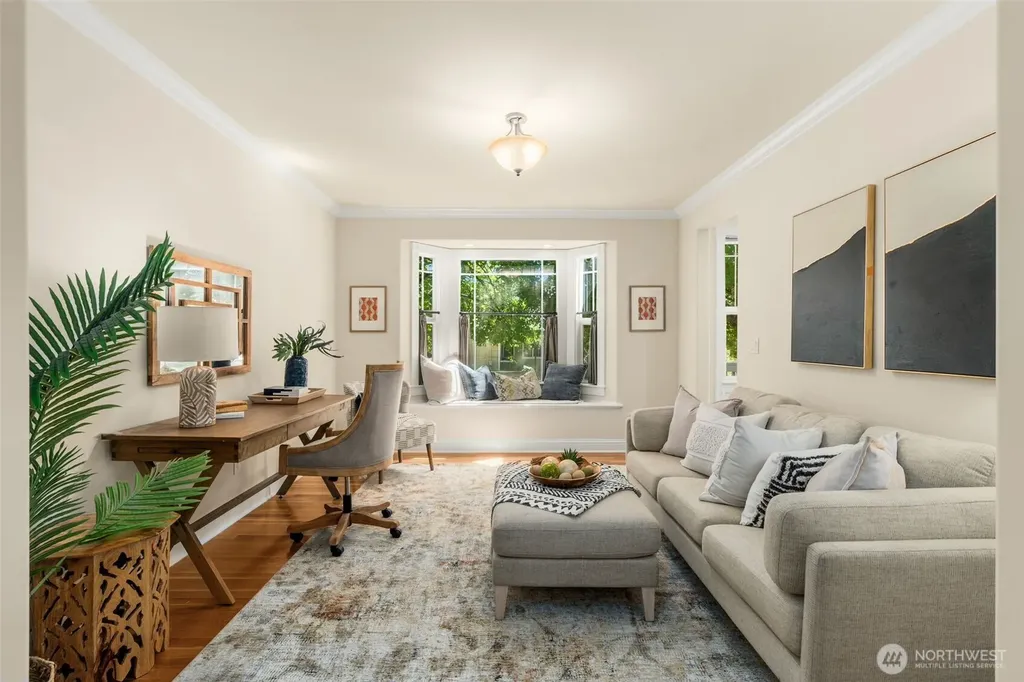 4122 SW Walker Street Seattle WA 98116
