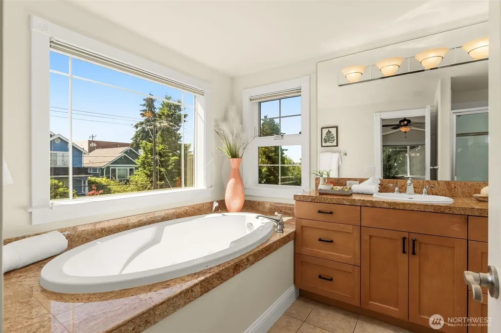 4122 SW Walker Street Seattle WA 98116