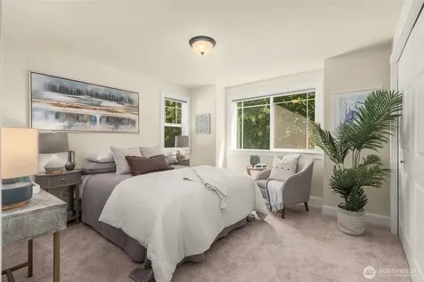 4122 SW Walker Street Seattle WA 98116