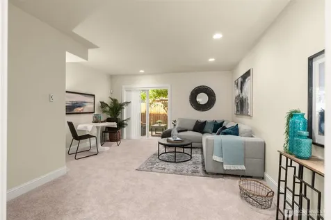 4122 SW Walker Street Seattle WA 98116