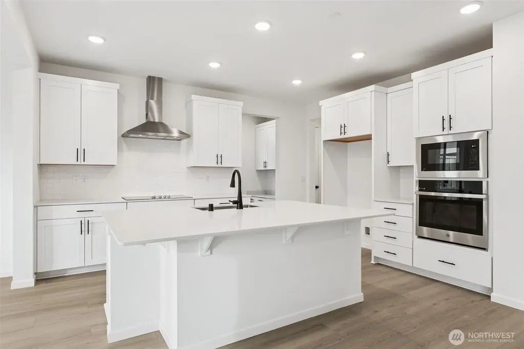 5851 Thornhill Avenue SW Port Orchard WA 98367