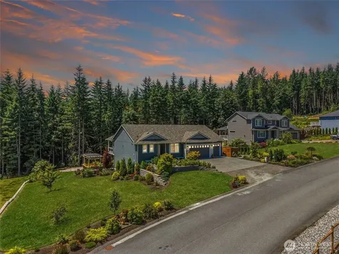 7814 199th Avenue SE Snohomish WA 98290