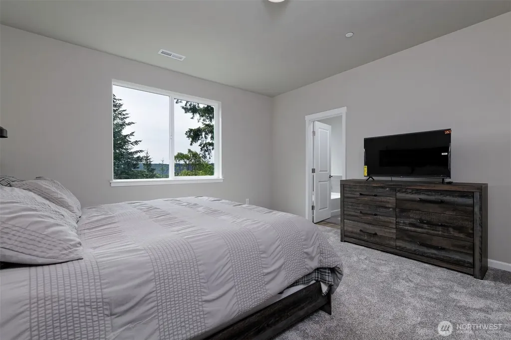 361 NE Southridge Drive Belfair WA 98528