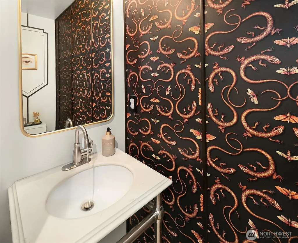 15628 8th Avenue SW Burien WA 98166