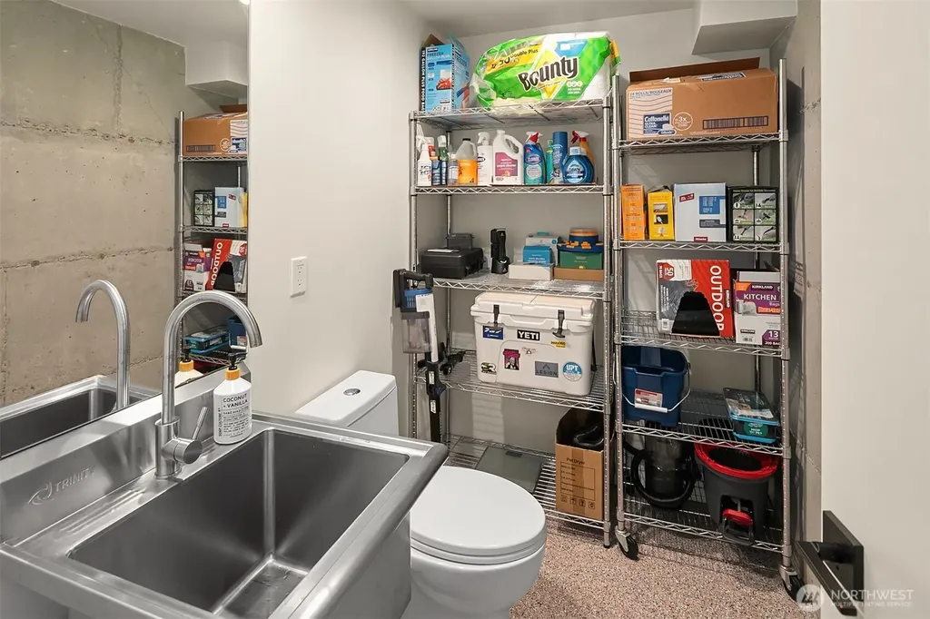 15628 8th Avenue SW Burien WA 98166