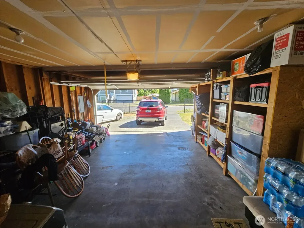 1327 S 88th Street Tacoma WA 98444