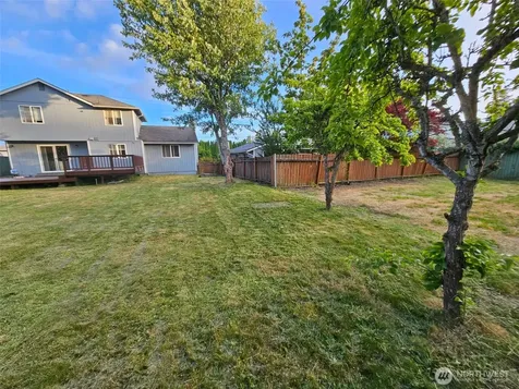 1327 S 88th Street Tacoma WA 98444