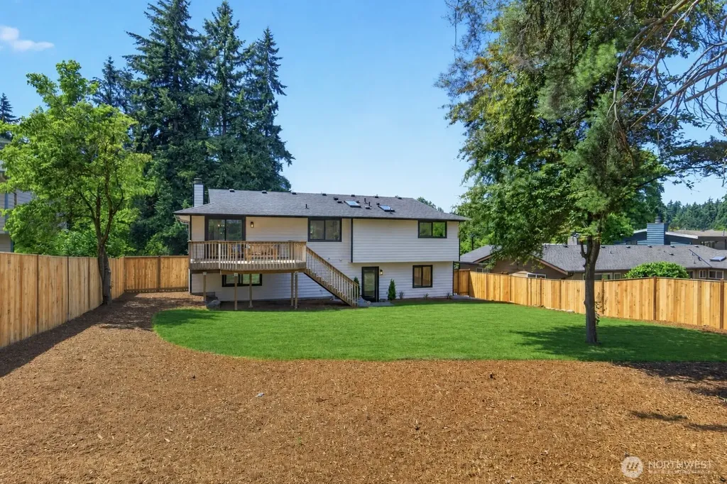 19624 62nd Avenue NE Kenmore WA 98028