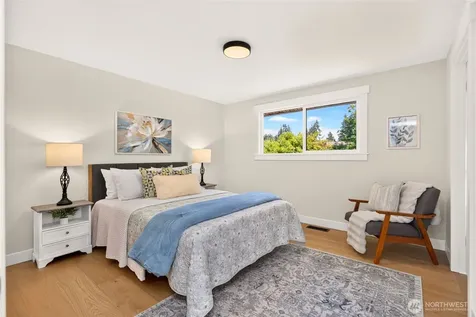 19624 62nd Avenue NE Kenmore WA 98028