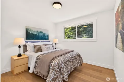 19624 62nd Avenue NE Kenmore WA 98028