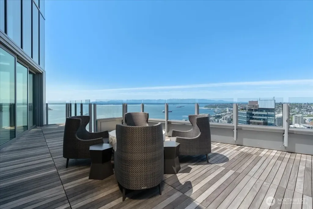 121 Stewart Street Seattle WA 98101