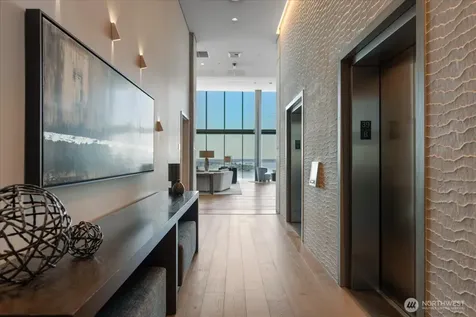 121 Stewart Street Seattle WA 98101