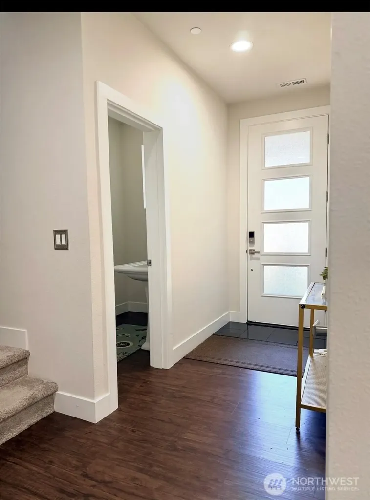 14 153rd Street SW Lynnwood WA 98087