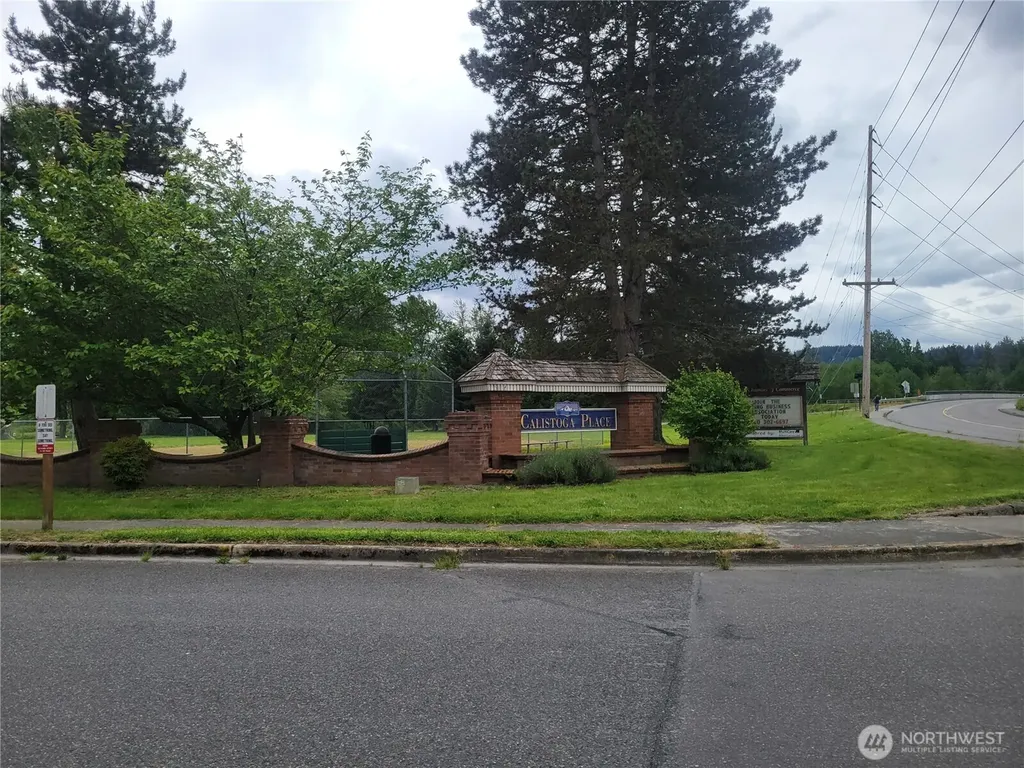 506 Skinner Way SW Orting WA 98360