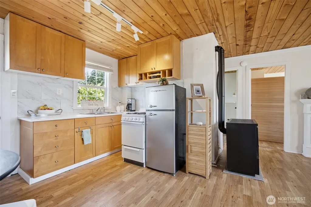 7910 Birch Bay Drive Blaine WA 98230