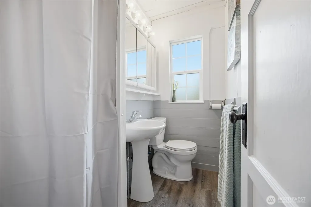 7910 Birch Bay Drive Blaine WA 98230