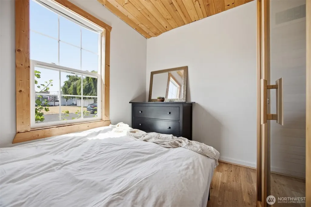 7910 Birch Bay Drive Blaine WA 98230