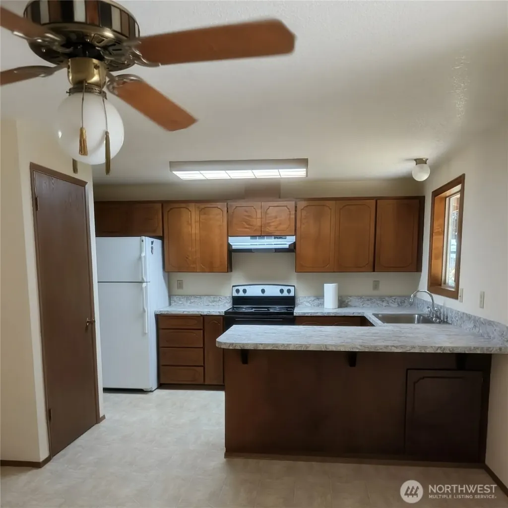 114 Jalyn Street Centralia WA 98531
