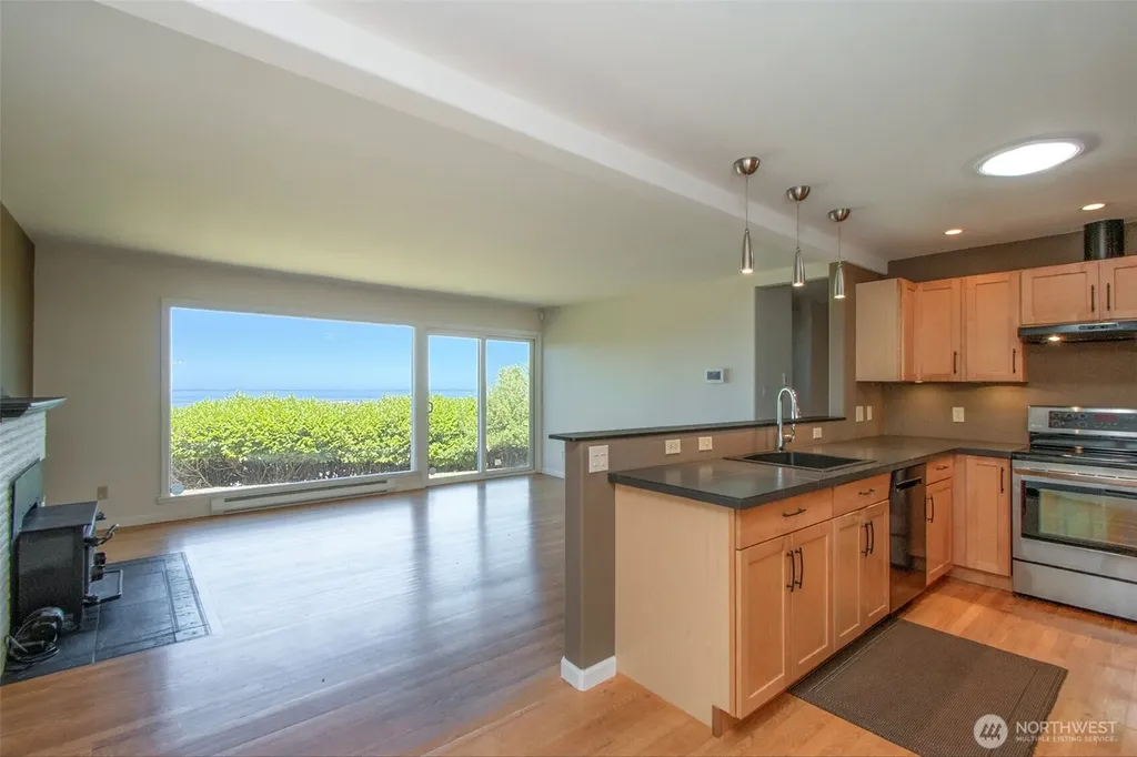 619 E Park Avenue Port Angeles WA 98362