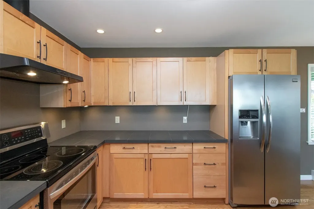 619 E Park Avenue Port Angeles WA 98362