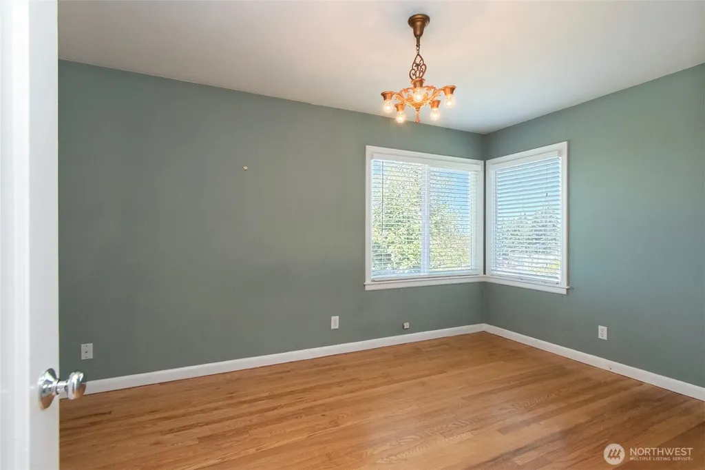 619 E Park Avenue Port Angeles WA 98362