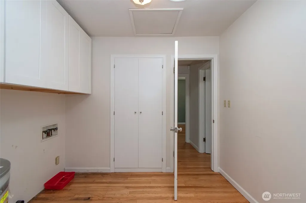 619 E Park Avenue Port Angeles WA 98362