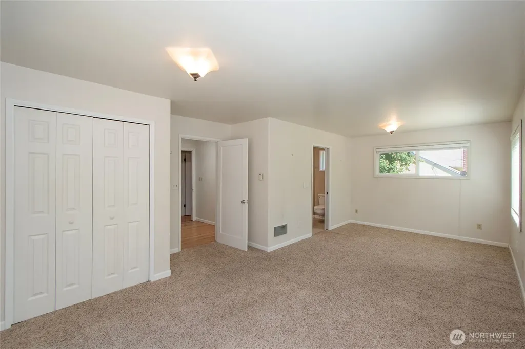 619 E Park Avenue Port Angeles WA 98362