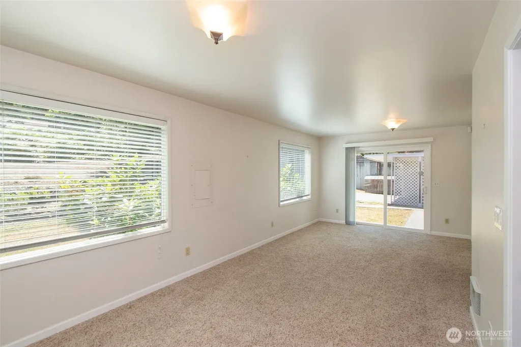 619 E Park Avenue Port Angeles WA 98362
